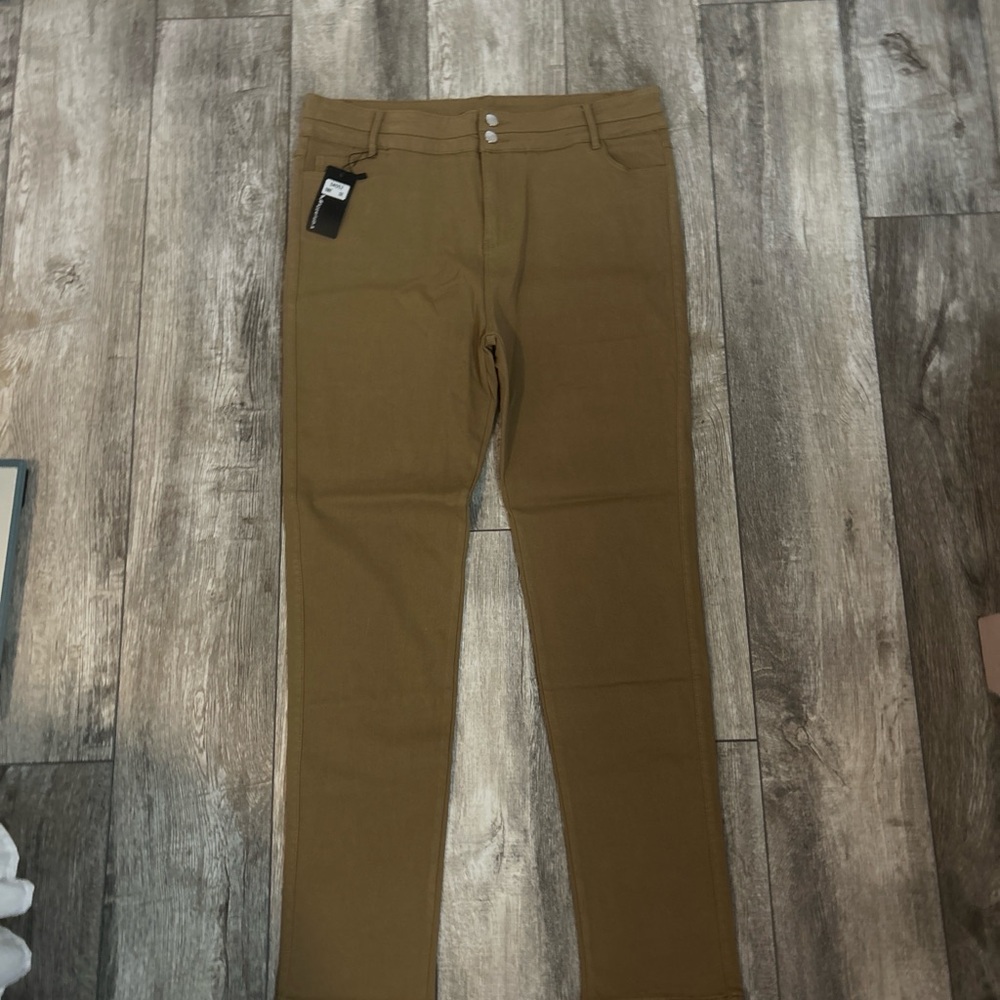 Women's Size 18 (3XL) Khaki Jeans